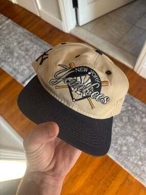 Vintage #1 Apparel New York Yankees MLB Snapback Hat